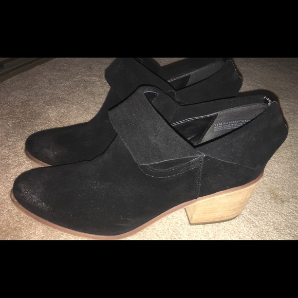 BP Nordstrom Black Suede Ankle Booties, sz 11 - Picture 3 of 6